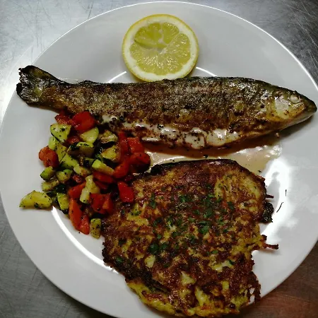 Couette-café Le Moulin 3*