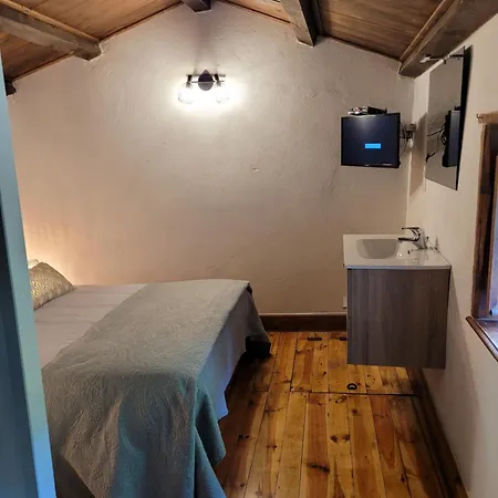 Le Moulin Bed & Breakfast Saint-Arcons-d'Allier