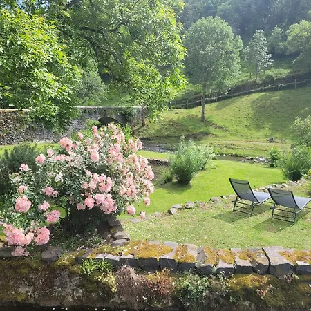 Le Moulin Alojamento de Acomodação e Pequeno-almoço Saint-Arcons-d'Allier