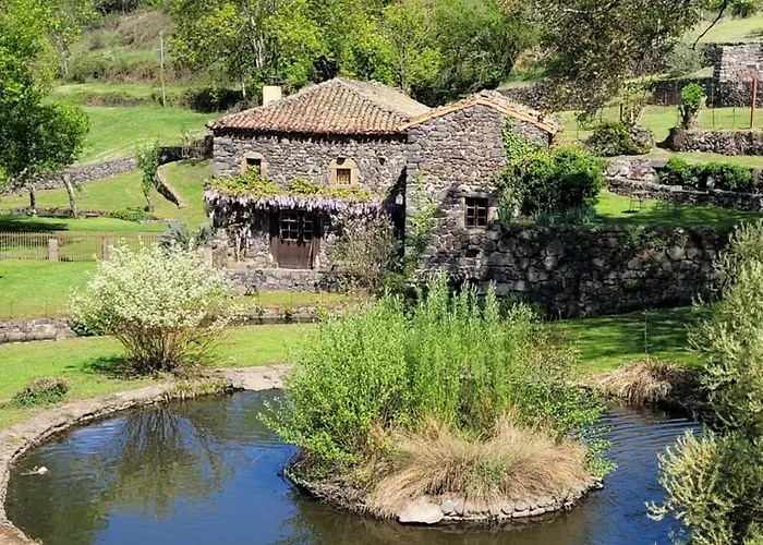 Le Moulin Bed & Breakfast